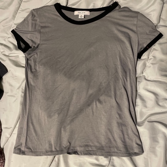 Tee shirts - Picture 2 of 3